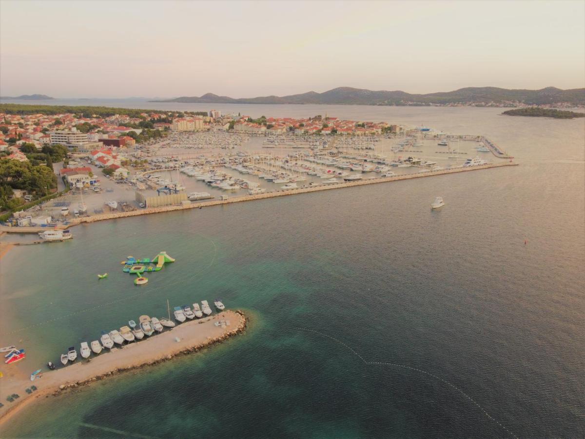 Cirjak Apartments Biograd Na Moru Exterior foto