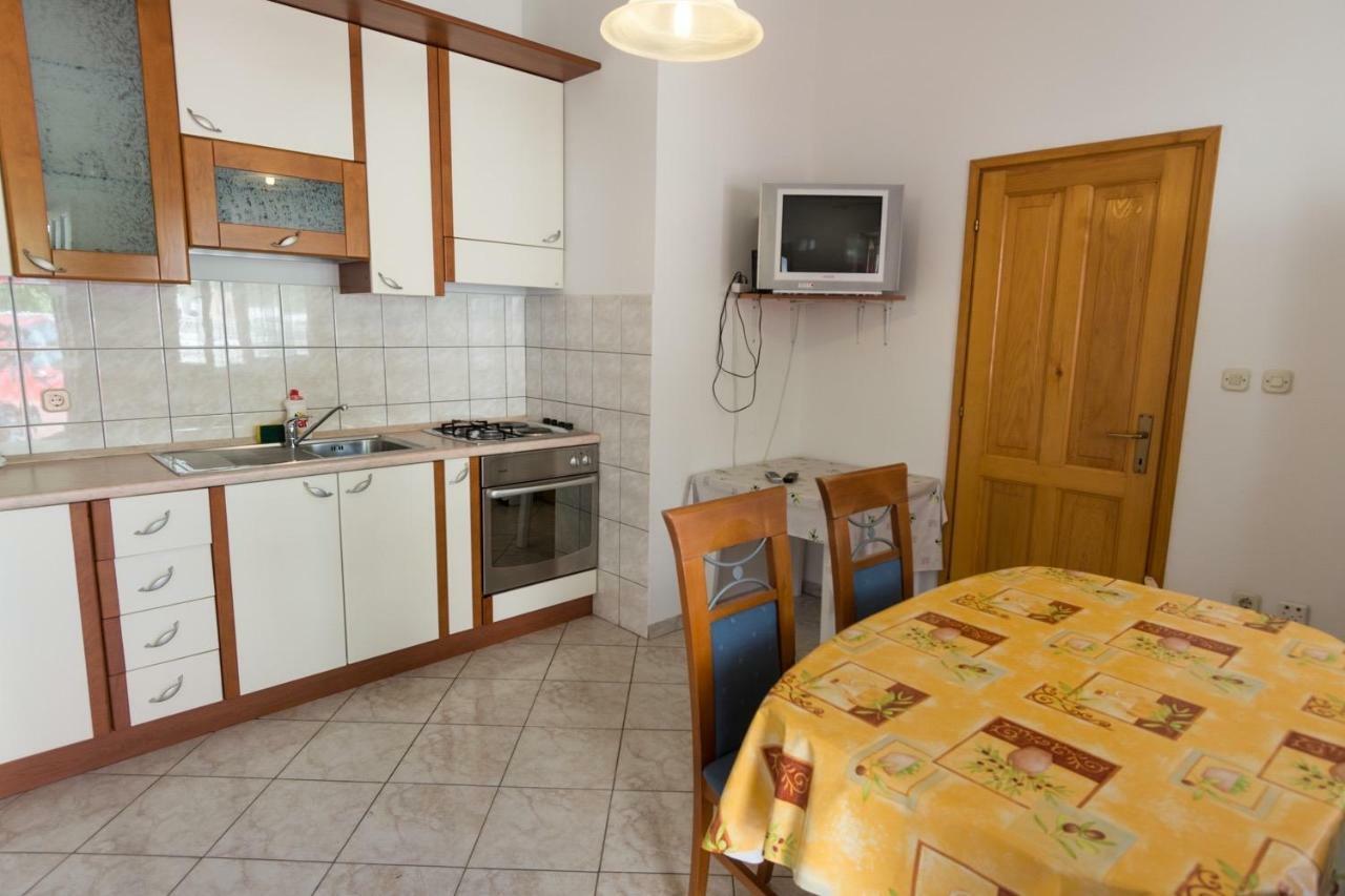 Cirjak Apartments Biograd Na Moru Exterior foto